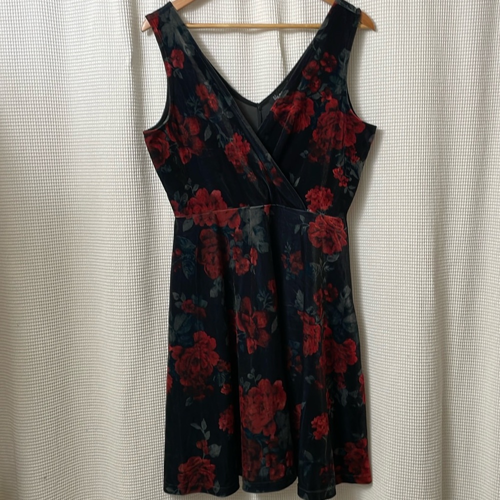 Women’s Velvet Dress